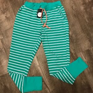 **SOLD ♏️**Ampersand Avenue joggers NWT